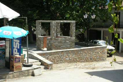 013_periptero_plateia