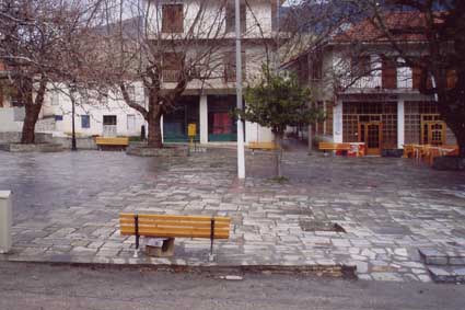N_KALLIPEFKI_plateia
